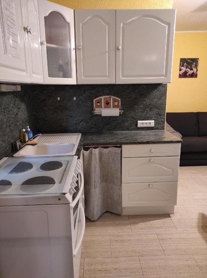 Appartement Dans Residence Calme Et Securisee Le Barcarès Екстериор снимка